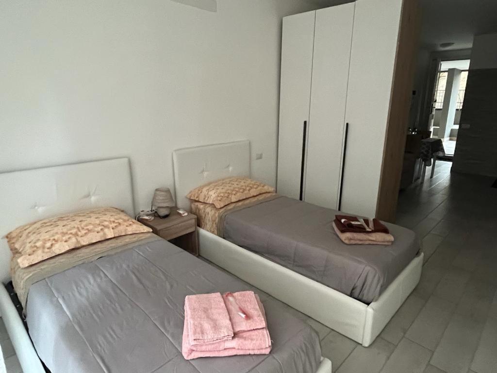 Einaudi Apartment Cologno Monzese Exterior photo